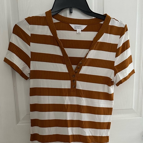 Market & Spruce Joanne Ribbed Knit Henley - Picture 2 of 4